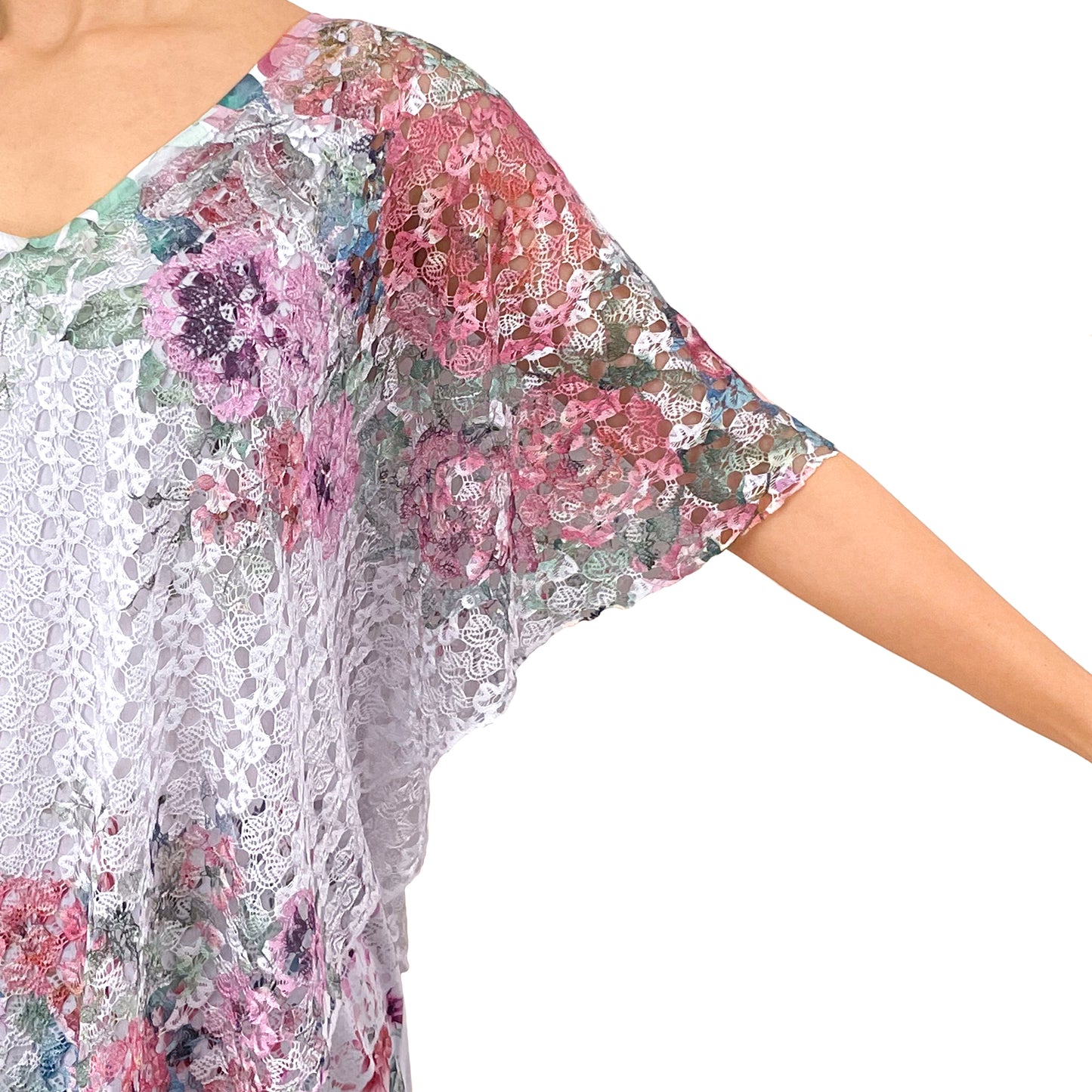 Pink Green Cherry Blossom/White Lace V-Neck 3/4 Sleeve Poncho