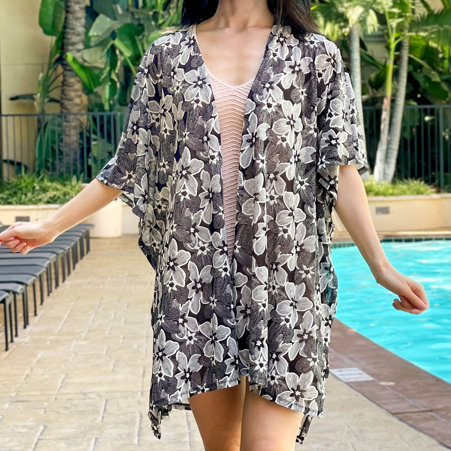 Black White Floral Mesh Relaxed Fit Kimono Loose Cover Up